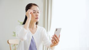 近視の人は老眼にならないってホント⁉